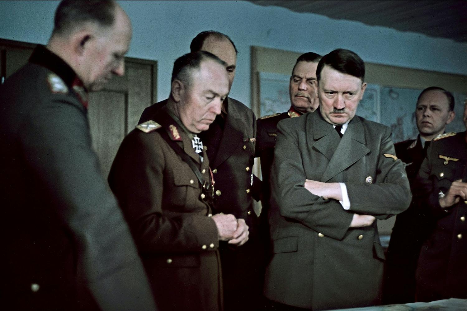 adolf hitler ion antonescu varglyan 1942 vmHMdJrObed adolf hitler ion antonescu varglyan 1942 vmHMdJrObed